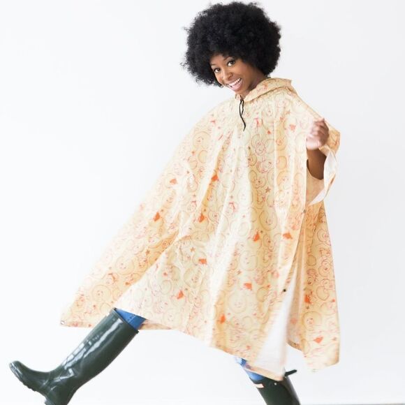 Izzy & Liv Hooded Raincoat Afro print poncho One Size in Tan NWT - Picture 1 of 7